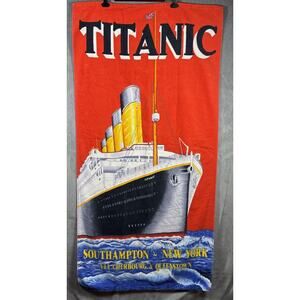 VINTAGE TITANIC Hilasal Cotton Beach Towel South Hampton-New York‎ 27" x 55"